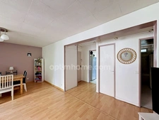 EAUBONNE (95, VAL D'OISE) – Très proche centre-ville – appartement 4 pièces F4/T4 – 65,56 m² - Stationnement extérieur - Cave