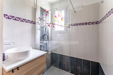 MONTLIGNON, VAL D'OISE (95) - Maison de 5 pièces principales - 109 m² (129 m² de surface au sol) - Proche écoles et commodités