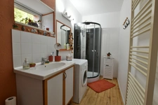 HAUTES COTES – Maison ancienne de caractère avec dépendances, terrasse et jardin clos