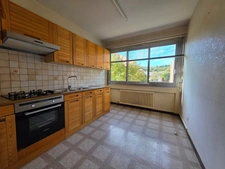CHENÔVE – Appartement T4 lumineux avec balcon et cave