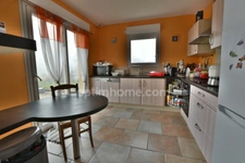 Maison familiale T6 avec terrasse sud-ouest et terrain clos – Proche Nuits Saint-Georges