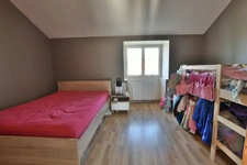 10 minutes NUITS-SAINT-GEORGES : Maison de village T3 avec jardin et atelier