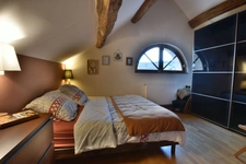 HAUTES COTES – Maison ancienne de caractère avec dépendances, terrasse et jardin clos