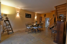 HAUTES COTES – Maison ancienne de caractère avec dépendances, terrasse et jardin clos