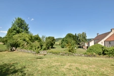 Maison de village avec vue dégagée – Hautes Côtes de Nuits-Saint-Georges