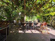 Entre Dijon et Nuits-Saint-Georges – Maison de village avec jardin et dépendances