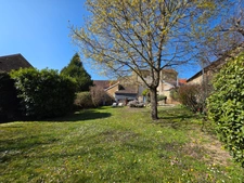 HAUTES COTES – Maison ancienne de caractère avec dépendances, terrasse et jardin clos