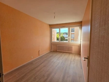 CHENÔVE – Appartement T4 lumineux avec balcon et cave