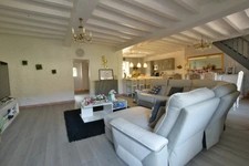 Maison ancienne de caractère au cœur de Flagey-Échézeaux, entre Gevrey-Chambertin et Nuits-Saint-Georges