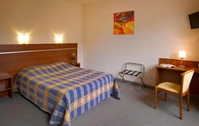À VENDRE – HÔTEL-RESTAURANT Murs et Fonds de commerce 67210 OBERNAI