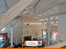 Maison haut de gamme en pierre avec son T1