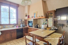 Maison bourgeoise avec grand jardin au coeur de la campagne