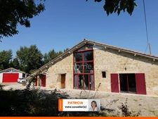 Maison haut de gamme en pierre avec son T1