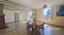 Maison spacieuse de 10 pièces.