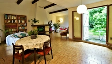 Maison 5p, 109m2, plain-pied 85m2+24m2 à l’étage, terrain 484m2, garage.