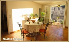 Appart T4 96m2, 3 chambres, balcon, cave, faibles charges.