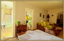 Appart T4 96m2, 3 chambres, balcon, cave, faibles charges.