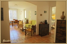 Appart T4 96m2, 3 chambres, balcon, cave, faibles charges.