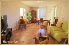 Appart T4 96m2, 3 chambres, balcon, cave, faibles charges.