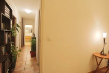 Appart T4 96m2, 3 chambres, balcon, cave, faibles charges.