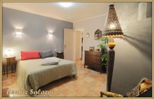 Appart T4 96m2, 3 chambres, balcon, cave, faibles charges.