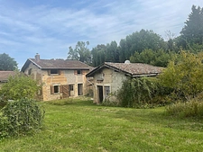 Maison de campagne à fort potentiel.