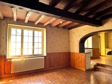 Grande maison de famille avec dépendances