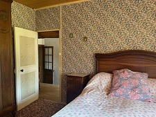 Maison de campagne à fort potentiel.