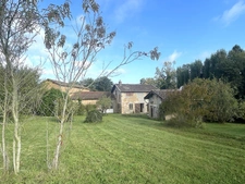 Maison de campagne à fort potentiel.