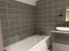Maison de caractère avec piscine et annexe, au calme 