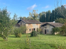 Maison de campagne à fort potentiel.
