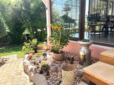 Maison plain-pied, jardin, garage