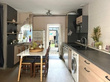 Jolie Maisonnette + dépendance 