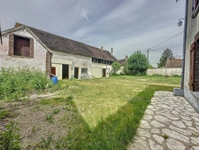 Grande maison de famille avec dépendances