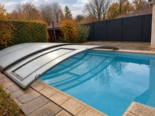 Savigneux – Maison familiale atypique avec piscine, jardin et 5 chambres !