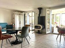 Maison plain-pied, jardin, garage