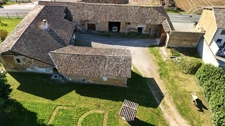 Ancien corps de ferme à rénover