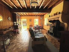 Maison de campagne à fort potentiel.