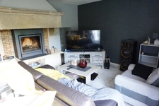 Maison spacieuse avec 3 grandes chambres et garage double dans secteur très calme