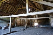 Maison des années 1700 en pierres et ses dépendances à MEURCOURT (70)
