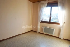 Maison à vendre 6 pièces, de 155 m², dont 4 chambres, VESOUL district (70)
