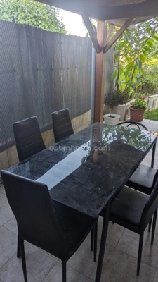 Maison spacieuse avec 3 grandes chambres et garage double dans secteur très calme