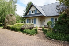Maison à vendre 6 pièces + local professionnel à COULEVON (70)