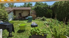 Maison spacieuse avec 3 grandes chambres et garage double dans secteur très calme