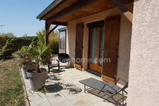 Maison à vendre avec 4 chambres, véranda et garage double à 8 km de Rioz 