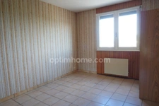 Appartement à vendre 3 pièces + grande cave à NAVENNE (70)