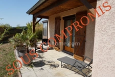 Maison à vendre avec 4 chambres, véranda et garage double à 8 km de Rioz 