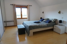 Maison à vendre avec 4 chambres, véranda et garage double à 8 km de Rioz 