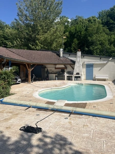 Maison à vendre 6 pièces + local professionnel à COULEVON (70)