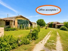 Ancienne ferme de caractère sur 6 000 m² de terrain à Lanta